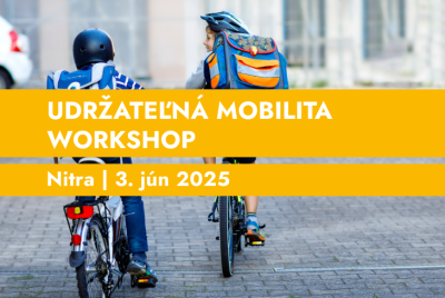 pohľad na školákov na bicykli