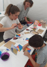 activity for children, making propellers from paper and pencil