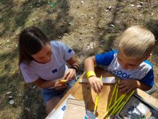 activities with children, making propellers from pencil and paper