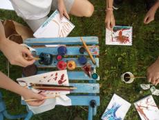 Kids painting