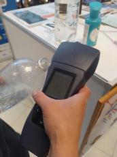 Device for measuring pollutants